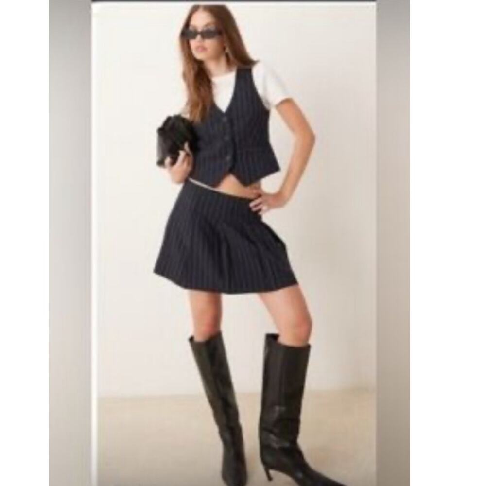 NEW Camila Coelho two piece menswear vest skirt set gray pinstripe medium